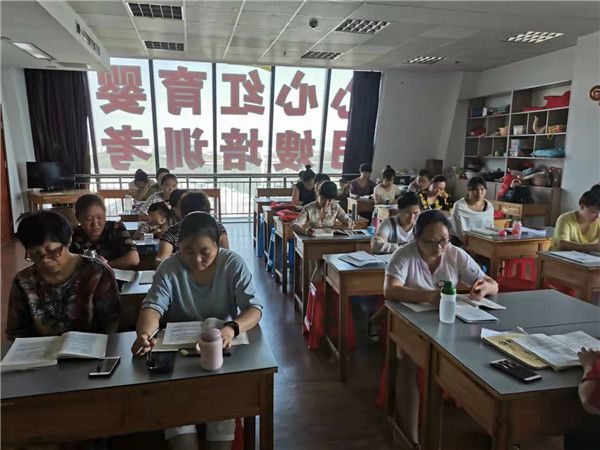 關于育嬰師，你想知道的都在這里了 